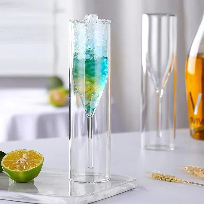 Champagnerglas mit Cocktail