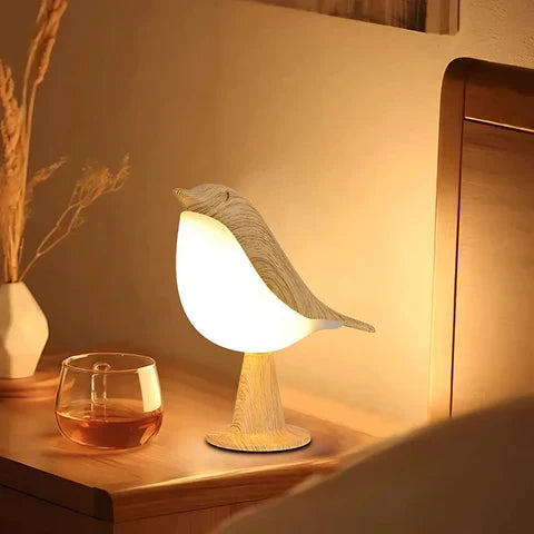 Vogel-Tischleuchte mit warmem Licht