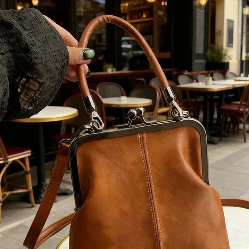 Alicia — Vintage Muschel-Umhängetasche | 50% RABATT