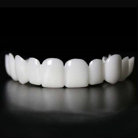 LumaGrin™ Snap-On Cosmetic Veneers – Temporäres Lächeln für Fotos & Events