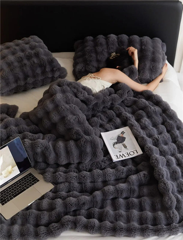 Wendbare Fleece-Decke mit zwei Texturen | SnuggleSoft™