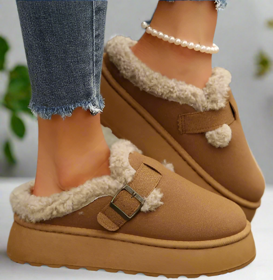 LuxeStep™ – Stilvolle Damen-Pantoffeln mit Fell & Plateausohle | 50 % RABATT