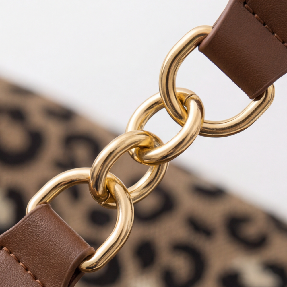 Lynxe™ Leopard-Tote – Statement-Tasche mit goldenem Ketten-Detail