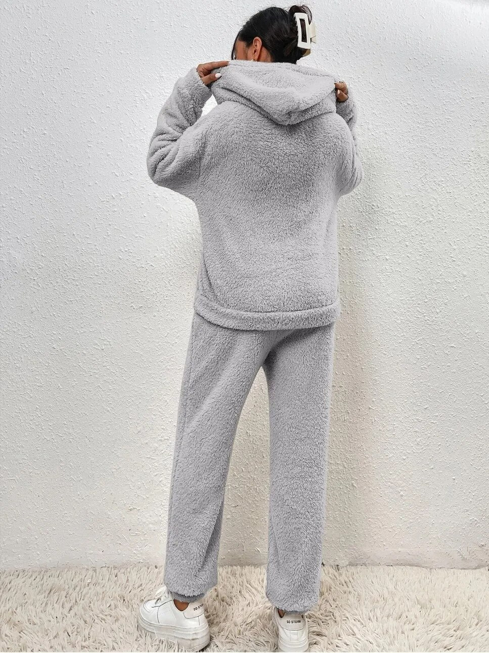 Ultra-bequemer Teddy Hausanzug mit Kapuze – Lana