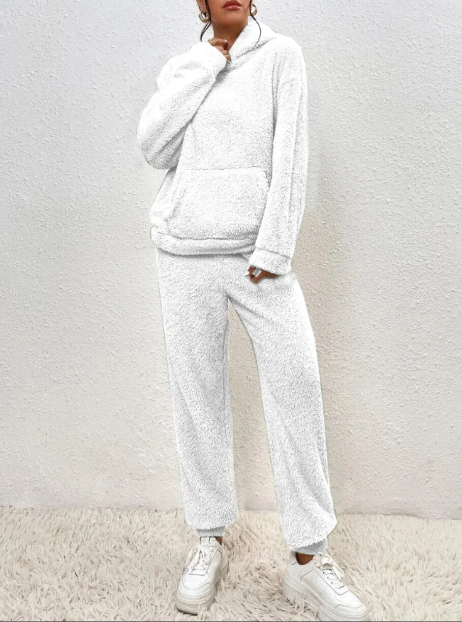 Ultra-bequemer Teddy Hausanzug mit Kapuze – Lana