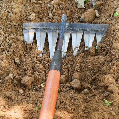 SoilMaster™ | Gartenhacke aus Kohlenstoffstahl – Scharfe Zinken für Jäten und Bodenlockerung