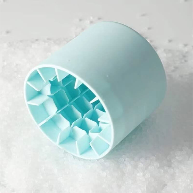 FrozenIce - Tragbarer Silikoneiswürfelbereiter mit Deckel