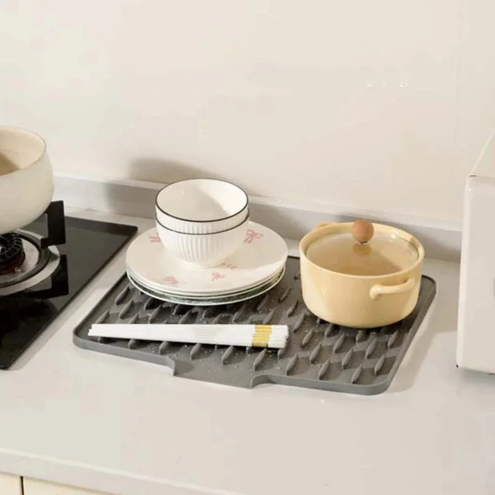 Wasserableitende Silikon-Abtropfmatte – Saubere Küche ohne Tropfen
