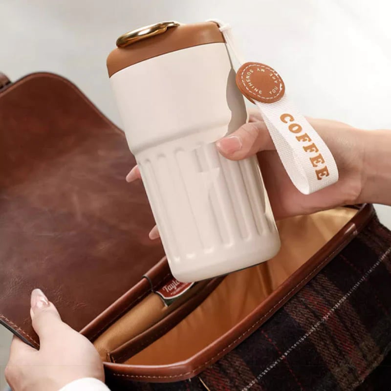 Premium Thermobecher mit LED-Temperaturanzeige – Stilvoll & Auslaufsicher