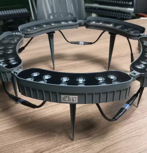 LED-Leuchte für Garten & Bäume – GardenFlare | 50% RABATT