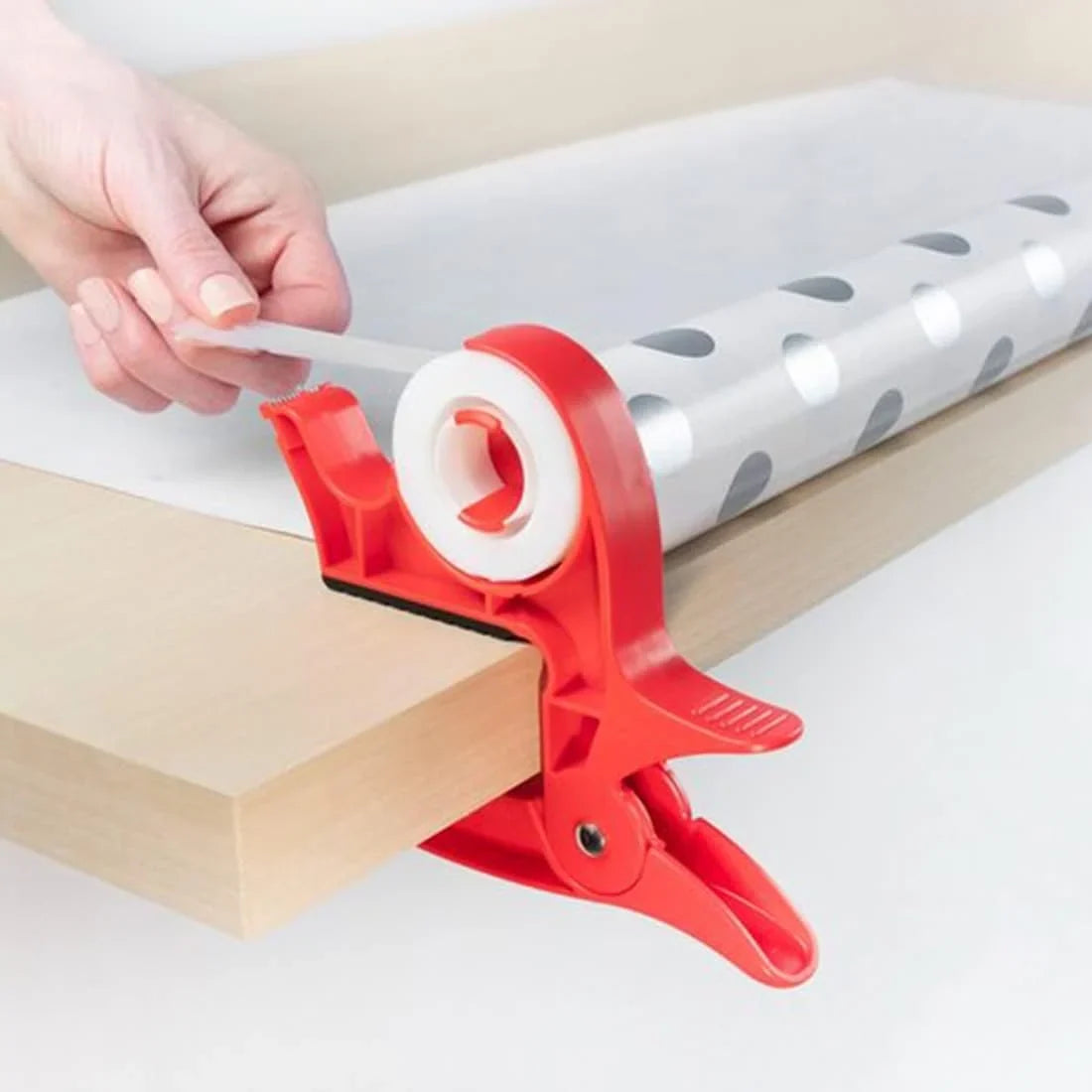 Geschenkpapier-Schneider in Rot