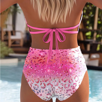 SolShine™ | Strahle am Strand mit selbstbewusster Kurven-Power und unwiderstehlichem Style
