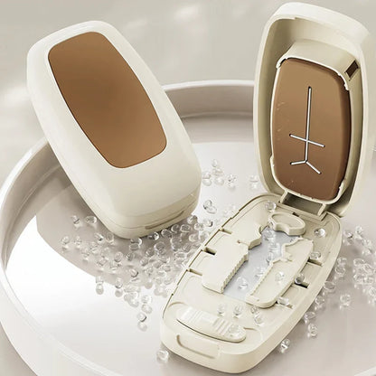 PillMate™ | Kompakter Tablettenteiler mit Klingenführung