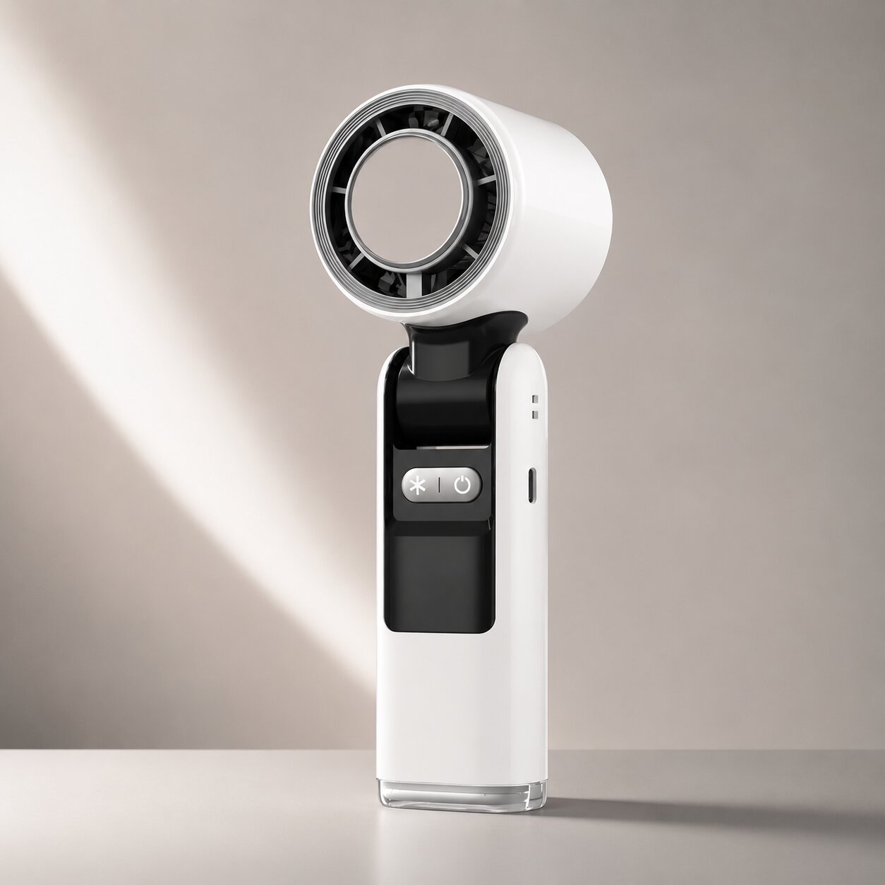 Kühlgold™ Handventilator mit Kühlplatte – Sofort-Abkühlung für unterwegs