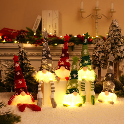 Leuchtende Weihnachtswichtel mit LED-Licht