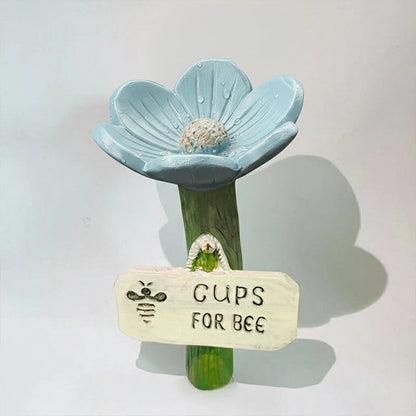 Bienen | Wasserstelle Gartenspieß in Blumenform