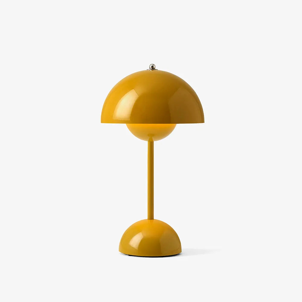LED-Tischlampe Lumora | Dimmbar in 3 Stufen | USB-Aufladbar | Skandinavisches Design