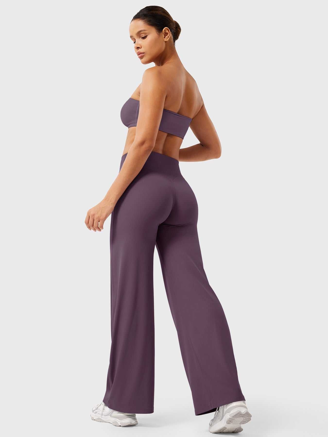 Yeoreo Eddiy | Figurformende Flared Leggings mit ultra bequemem Fit