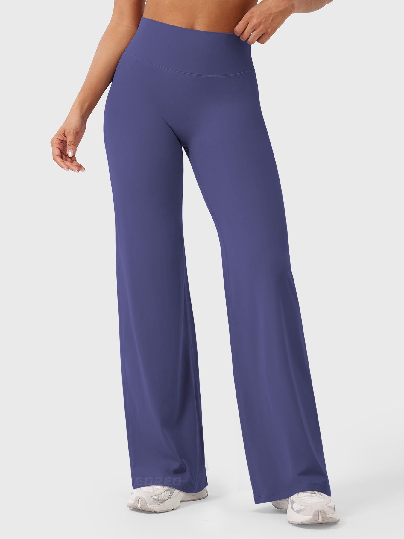 Yeoreo Eddiy | Figurformende Flared Leggings mit ultra bequemem Fit