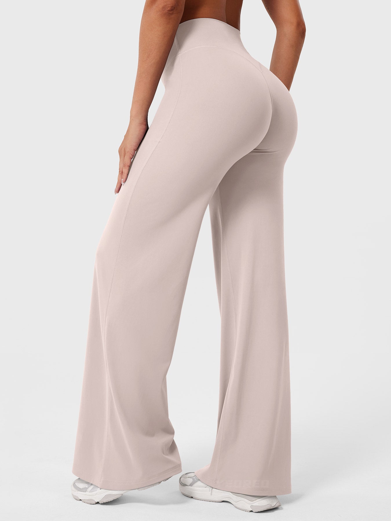 Yeoreo Eddiy | Figurformende Flared Leggings mit ultra bequemem Fit