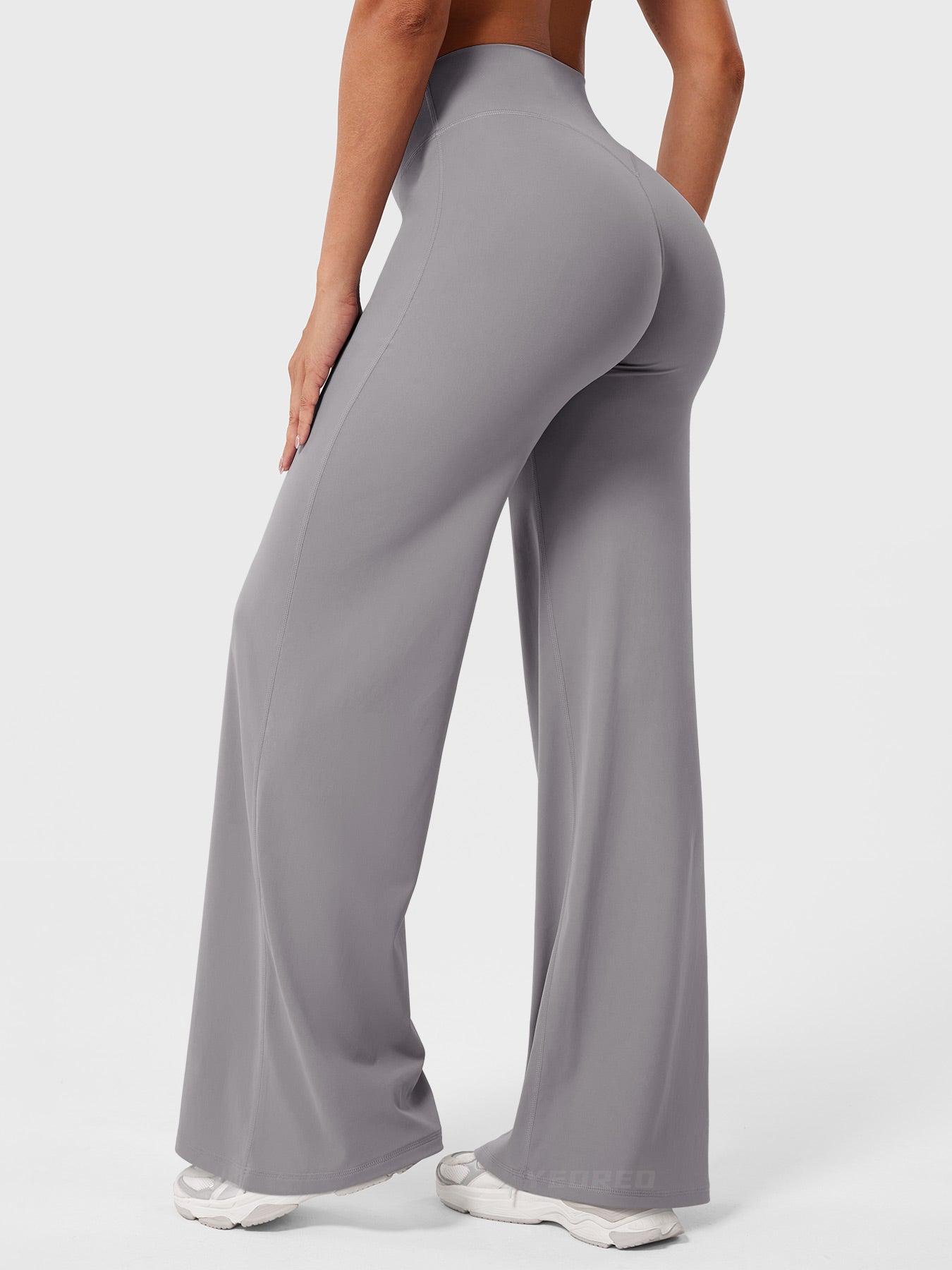 Yeoreo Eddiy | Figurformende Flared Leggings mit ultra bequemem Fit