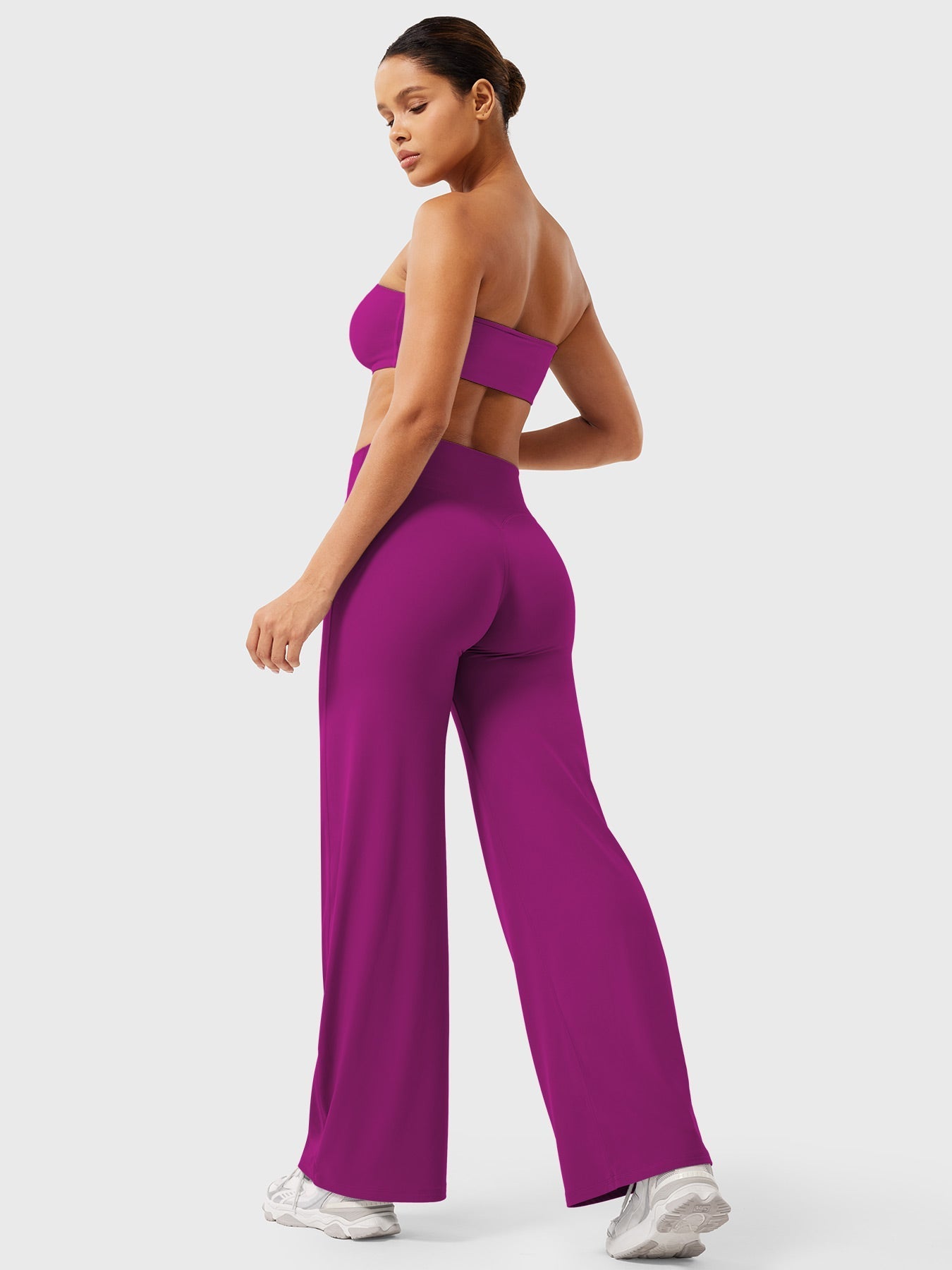 Yeoreo Eddiy | Figurformende Flared Leggings mit ultra bequemem Fit